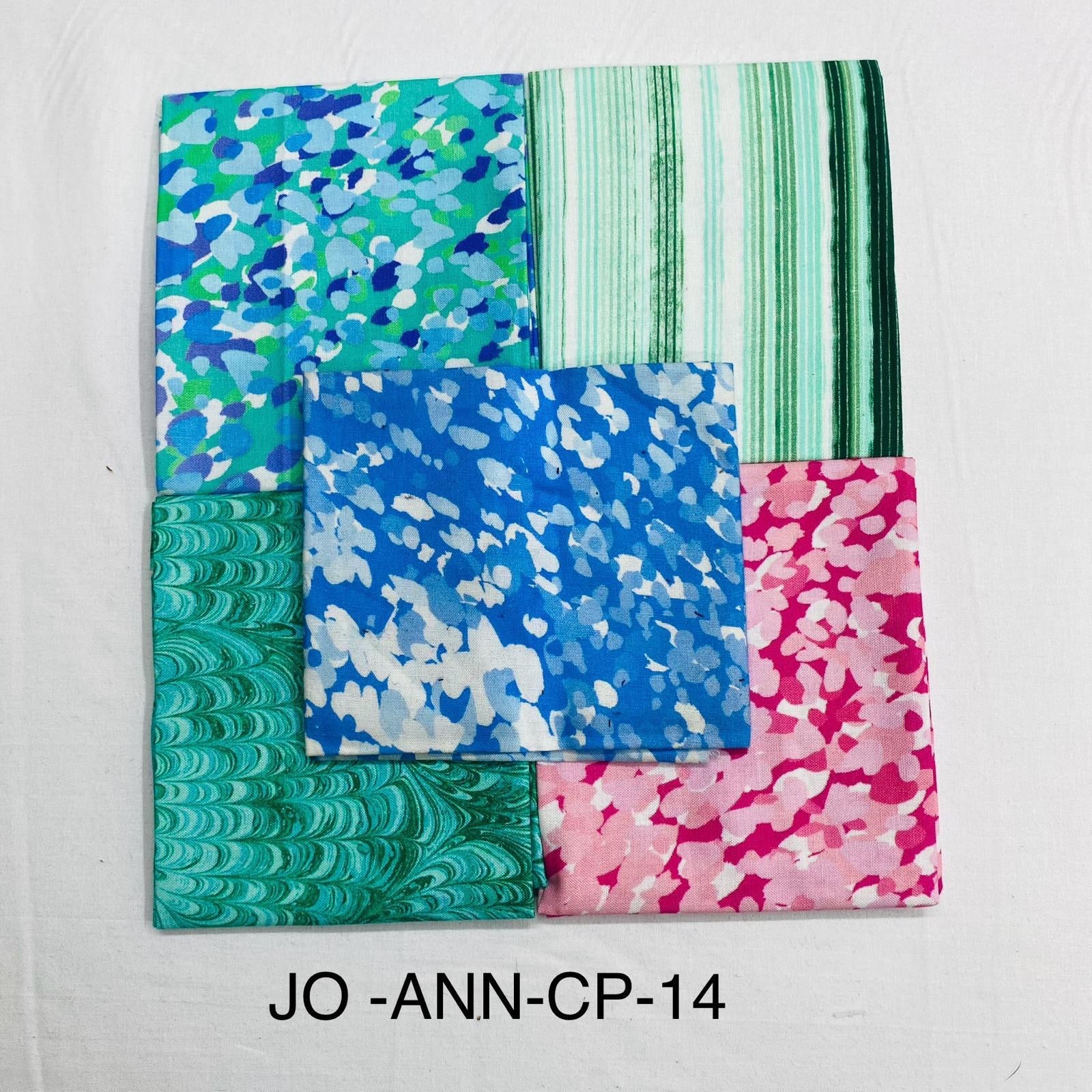 5 Piece 100% Cotton 5 Designs Fat Quarter Bundle - 45cm x 53cm Fabric M1981