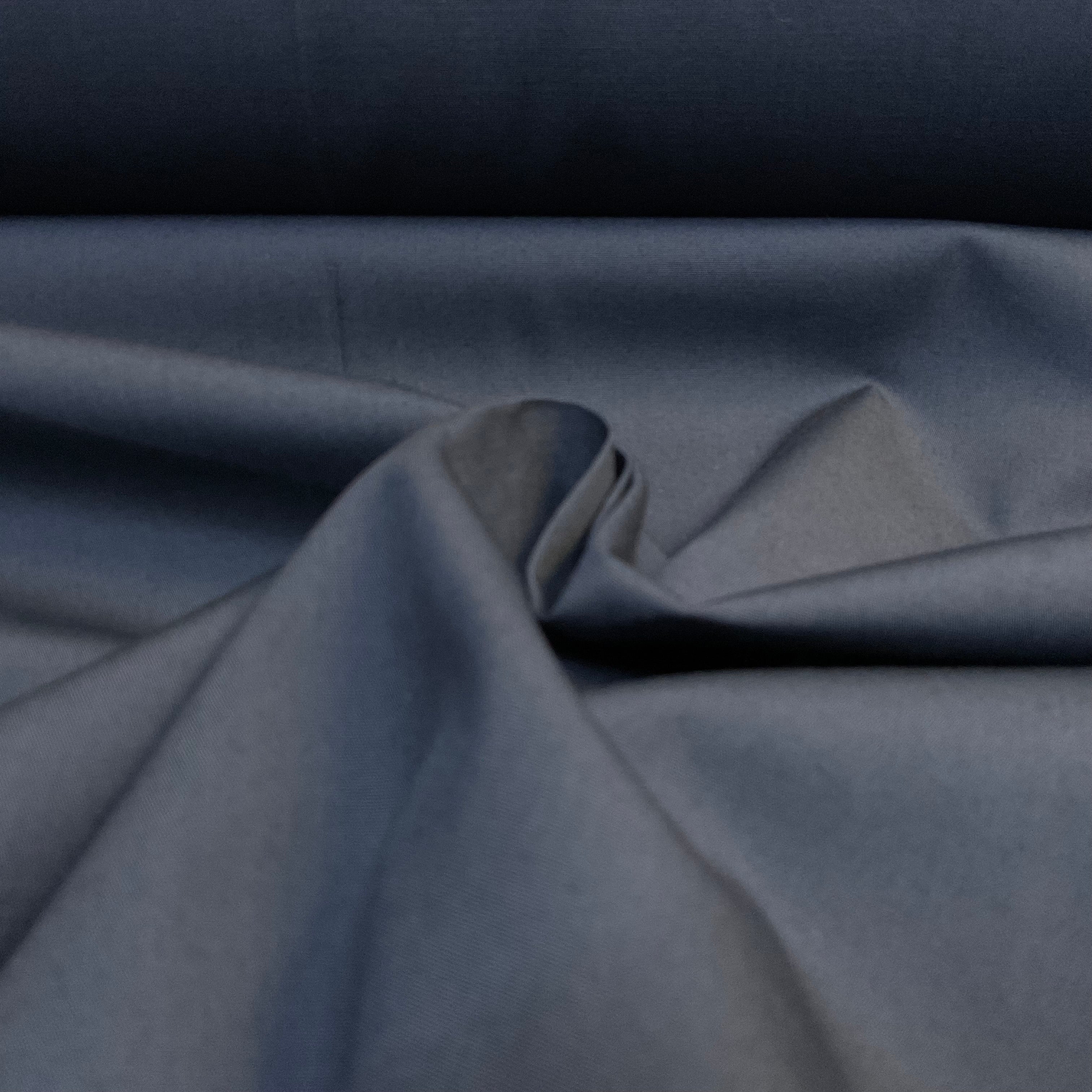 £4.15 High-Quality  100% Cotton Fabric 150cm Wide Dressmaking Crafts M2017