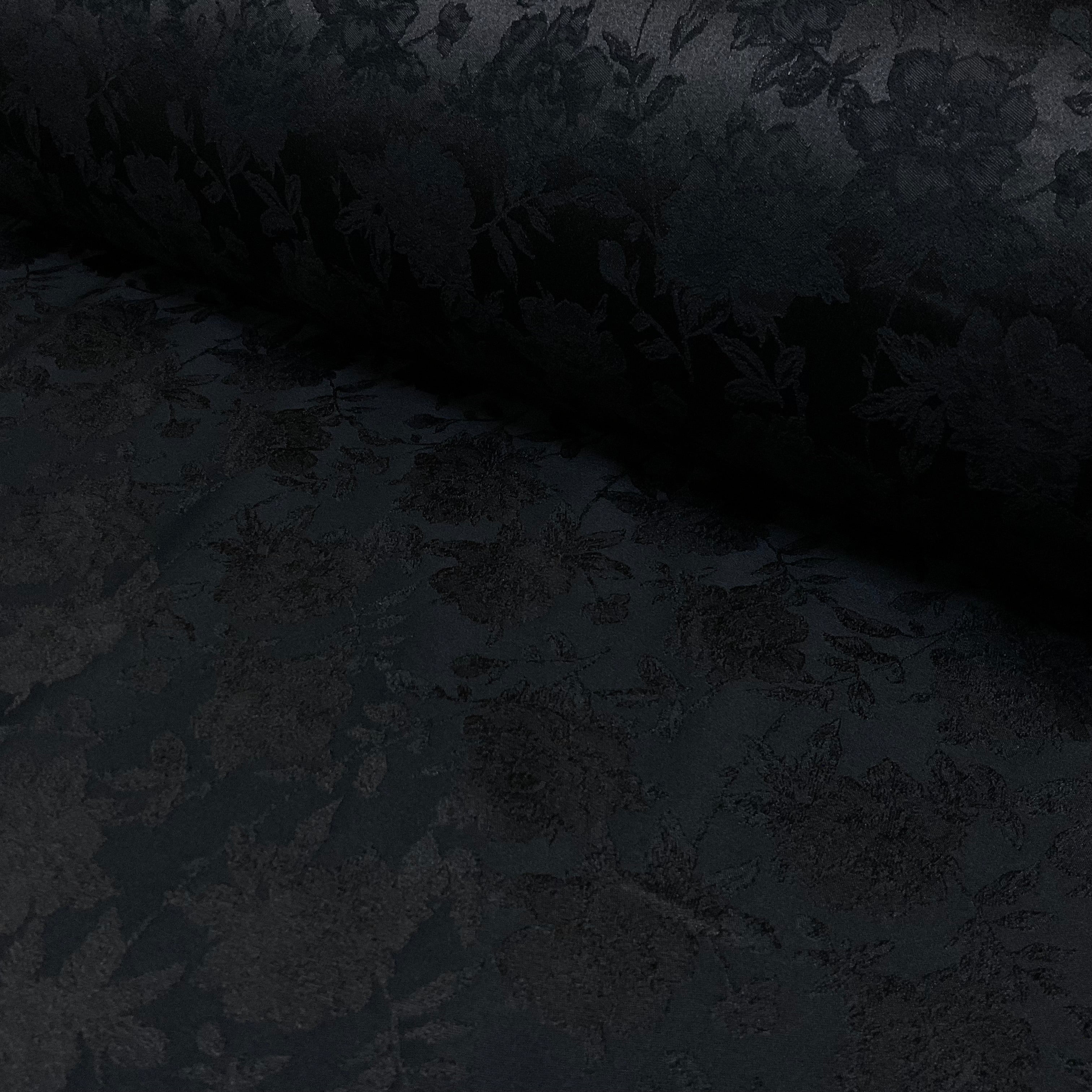 Floral jacquard brocade ideal for jackets waistcoats 142cm wide dress fabric M2074