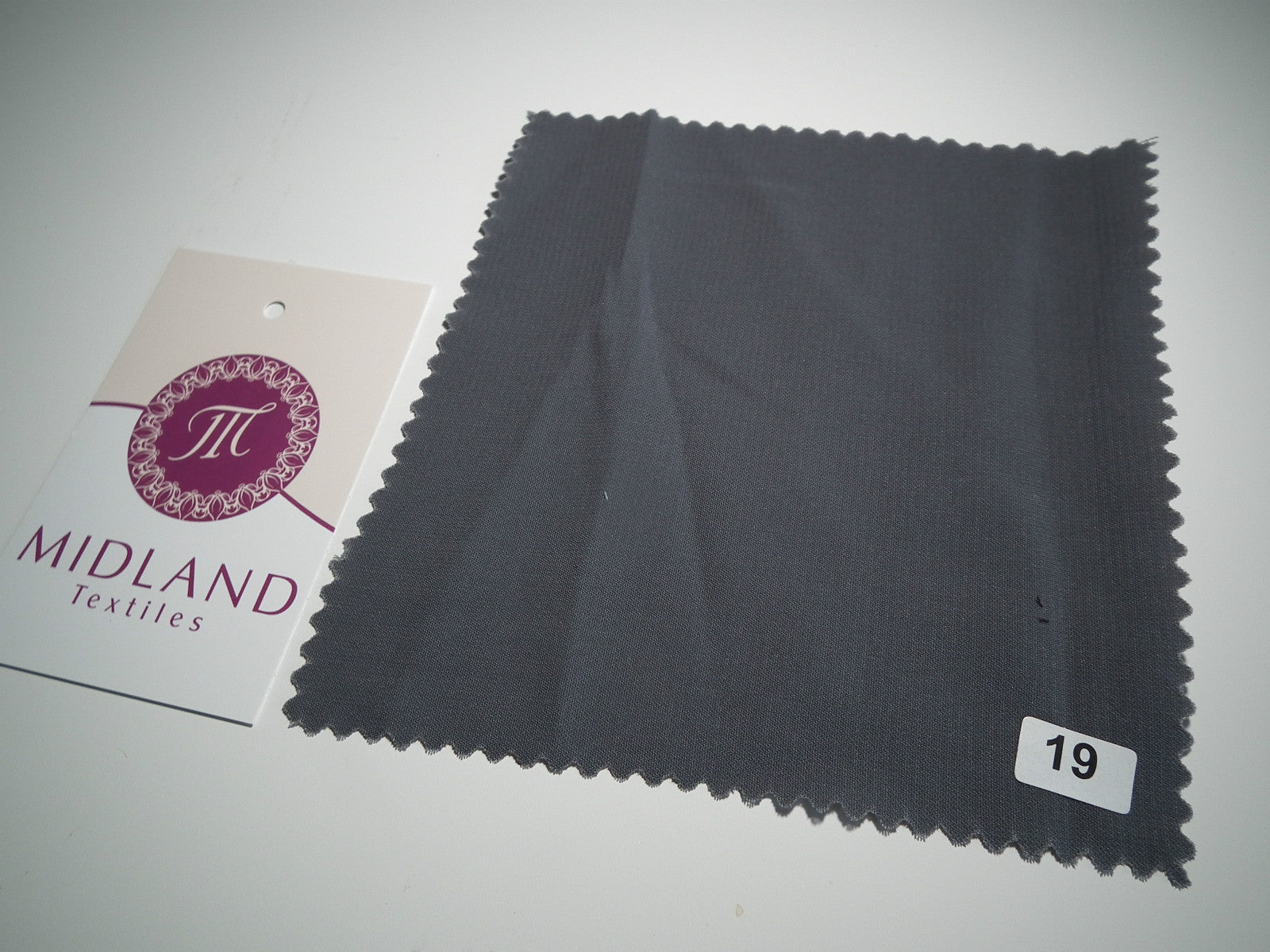 £5.49 Luxury Crepe Micro Peach-skin Dress Fabric Bonanza Midtex 50 Colours M400