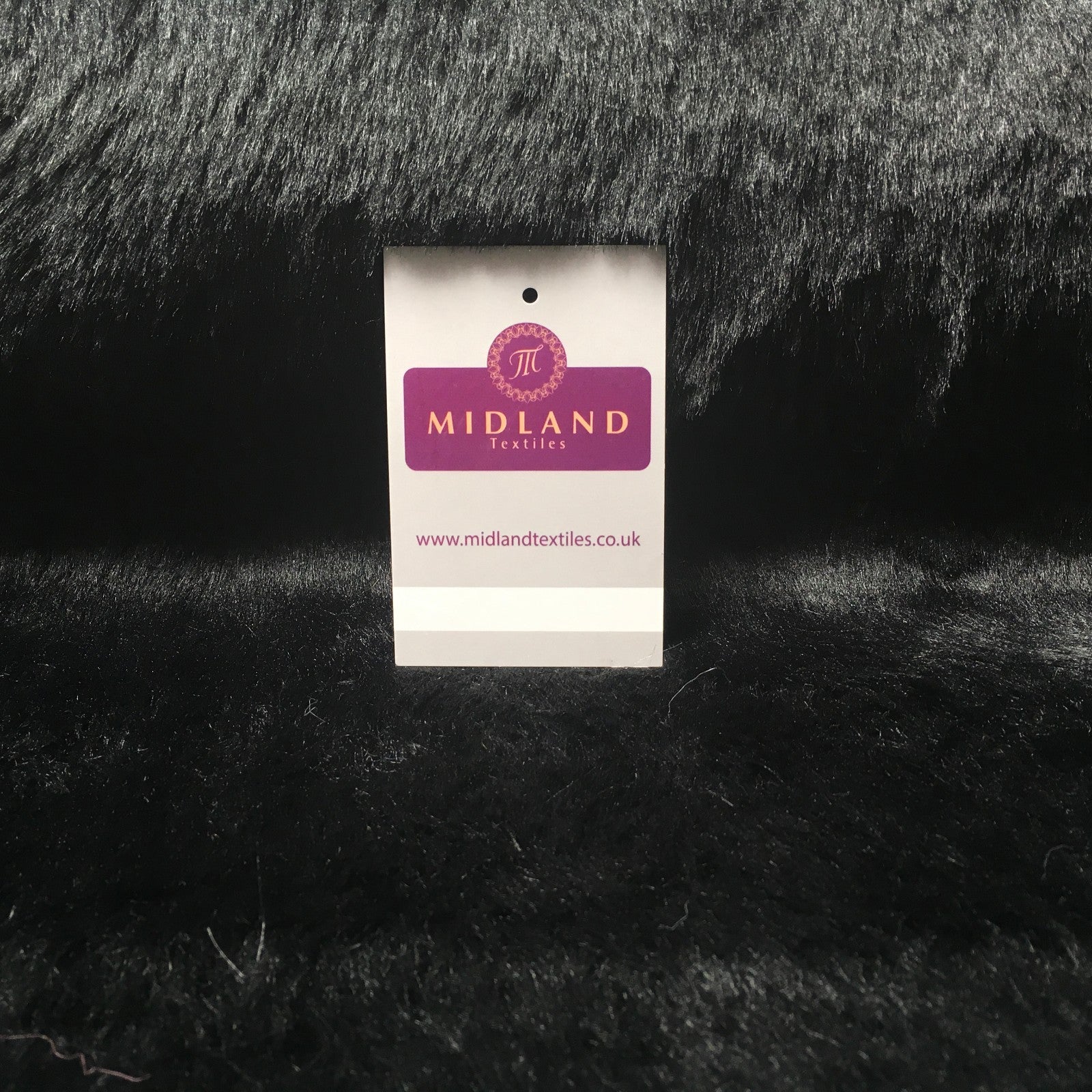 £29.99 Luxury Plain Faux Fur 25mm soft Pile ideal for throws 58' Wide MT933