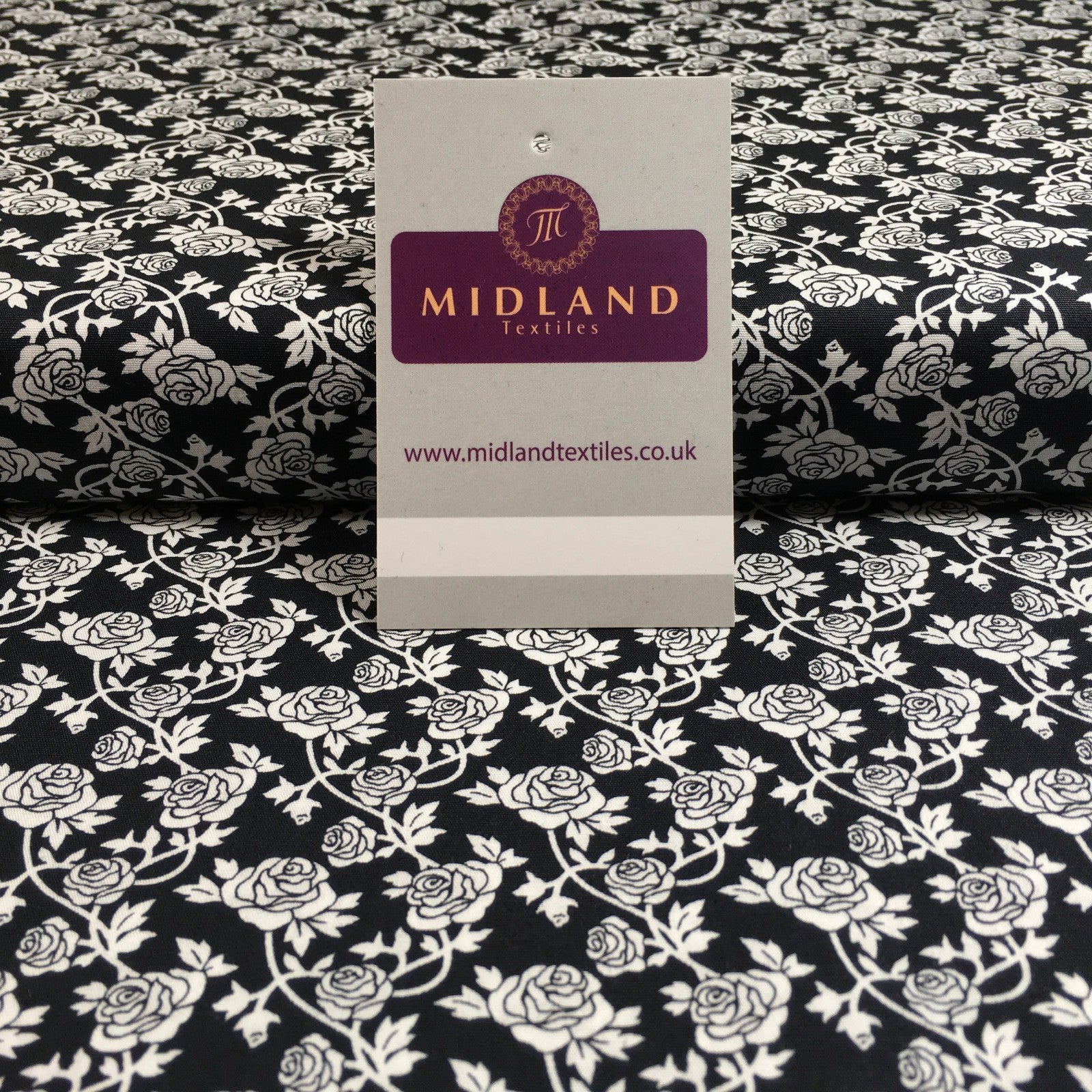 Black and White printed 100% Cotton Poplin Craft fabric 45' M733 Mtex