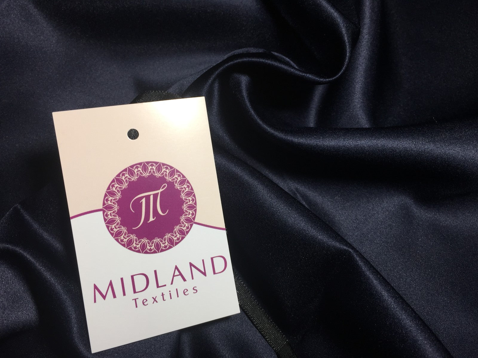 £5.99/m Peau-De-Soie medium weight Matt Satin wedding dresses fabric M601