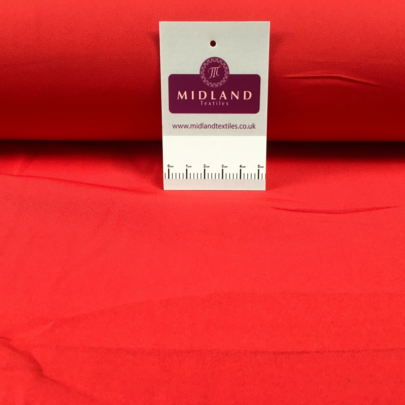 £2.99 Plain Soft Lightweight Lining 100% Polyester Fabric 100 cm Wide MR860
