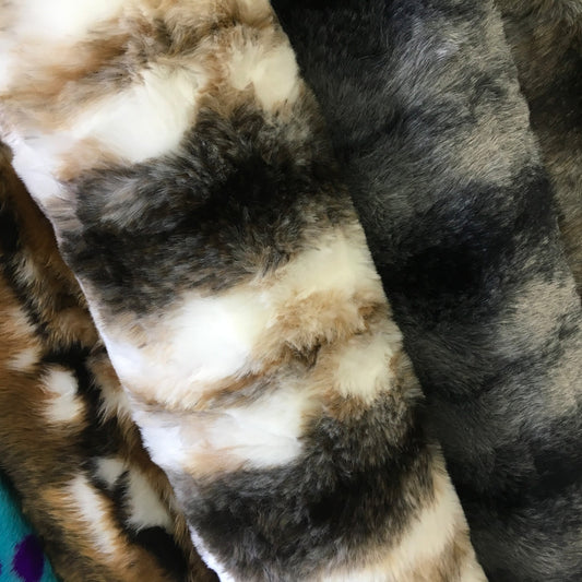 £29.99 Luxury Plain Faux Fur 25mm soft Pile ideal for throws 58" Wide MT933