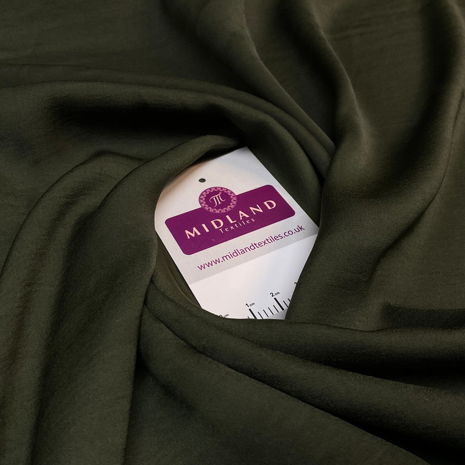 £4.99 Silky Smooth Creased Crinkle Boho Crushed dress fabric M1799