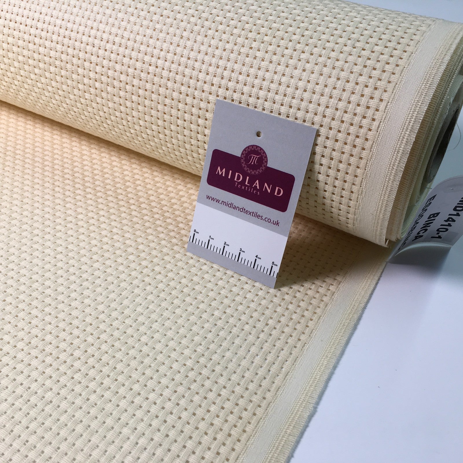 £8.00 Plain Cream Binca matt 100% cotton  Fabric 50 cm MD1410 Mtex