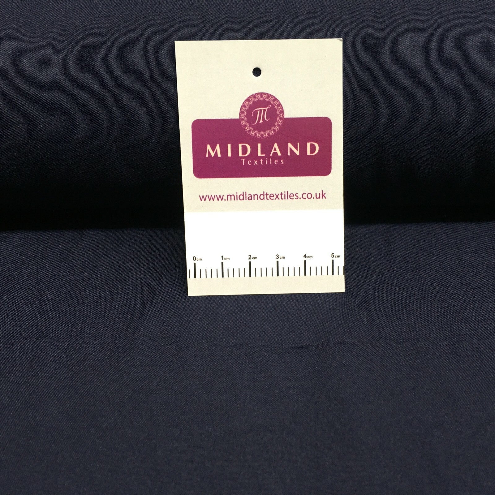 £2.99 Plain Soft Lightweight Lining 100% Polyester Fabric 100 cm Wide MR860