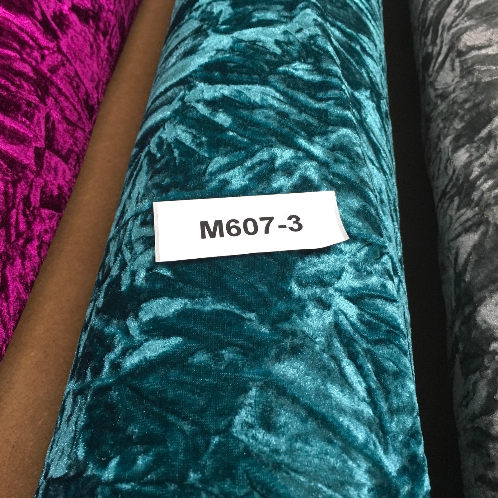 £5.75 Creased Ice Velvet One way stretch Dress Fabric 58' M607 Mtex