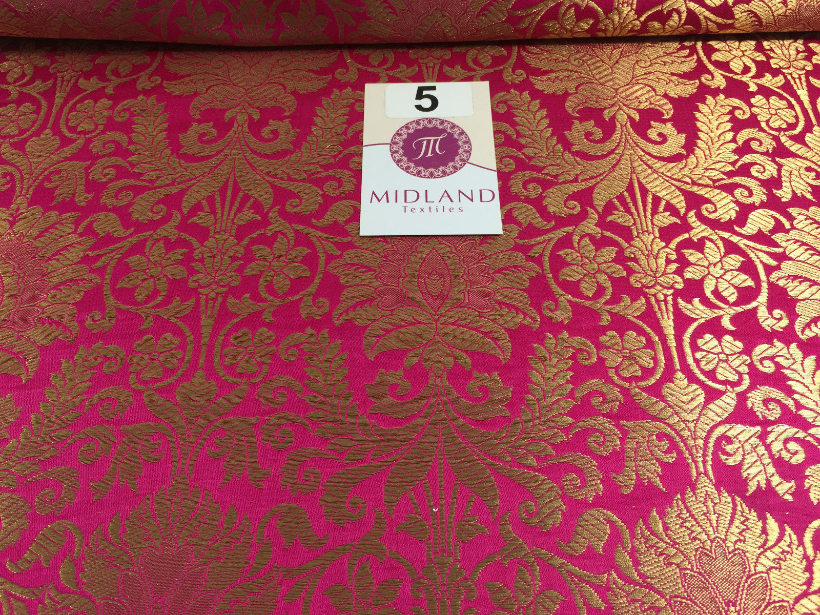 £15 Gold Floral metallic Indian faux silk banarsi Brocade fabric 45' M282