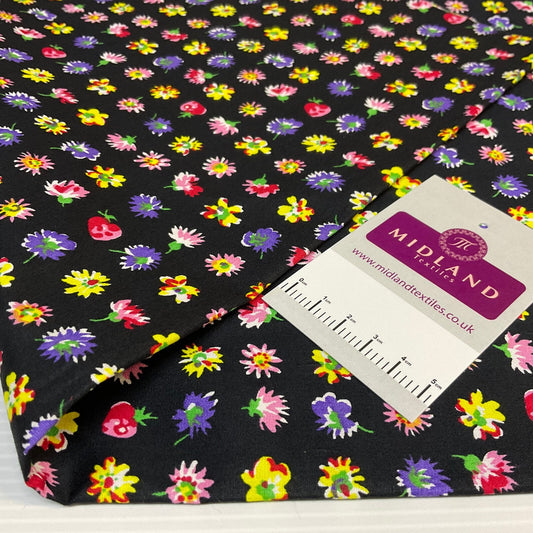 £5.99 Water Lily Floral Cotton Poplin dress Fabric sold by the meter M1916