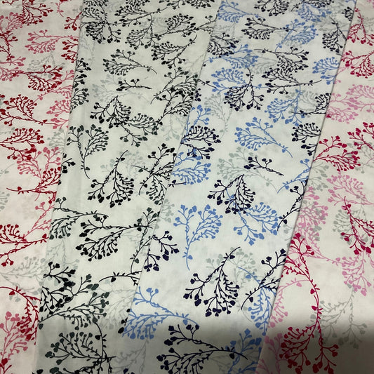 £5.99 Floral hyacinth vintage style Cotton Poplin dress Fabric M1888