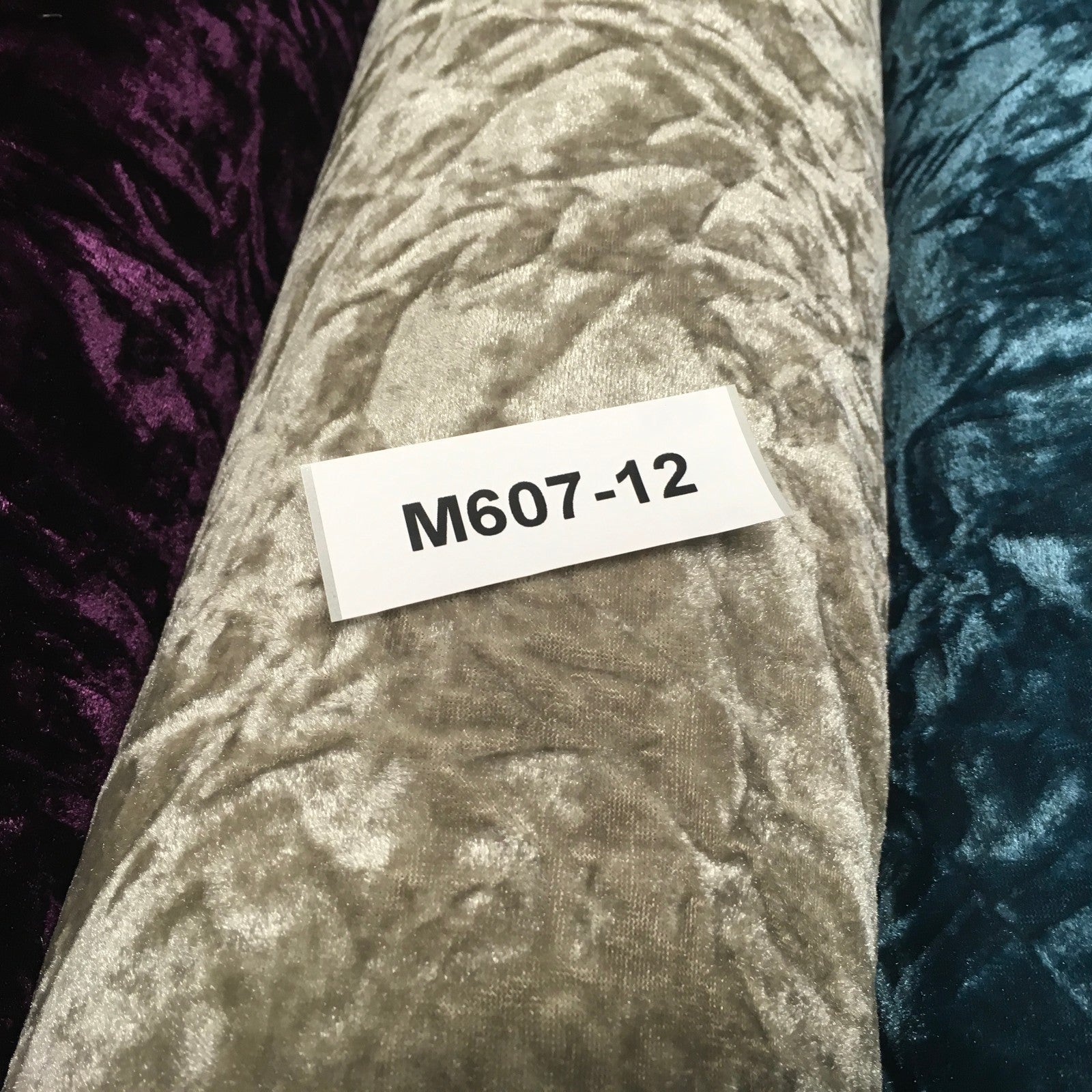 £5.75 Creased Ice Velvet One way stretch Dress Fabric 58' M607 Mtex