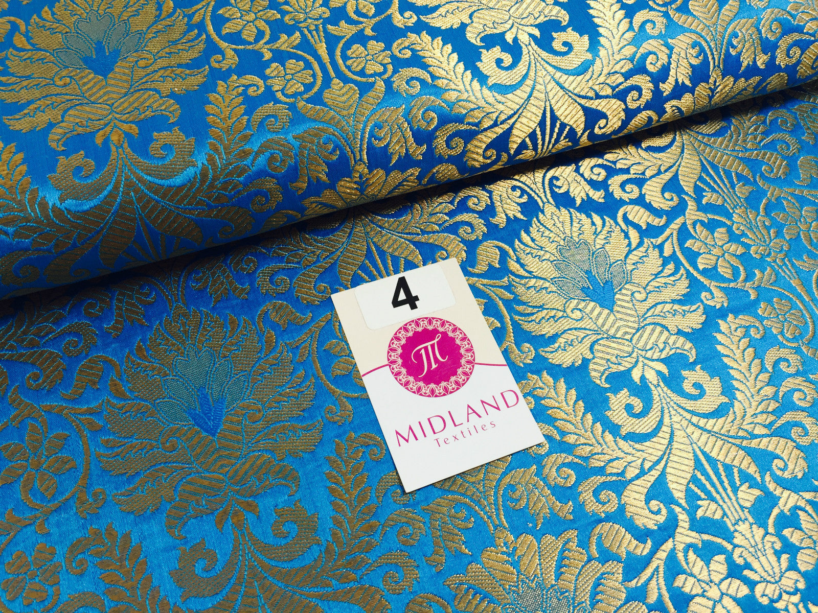 £15 Gold Floral metallic Indian faux silk banarsi Brocade fabric 45' M282