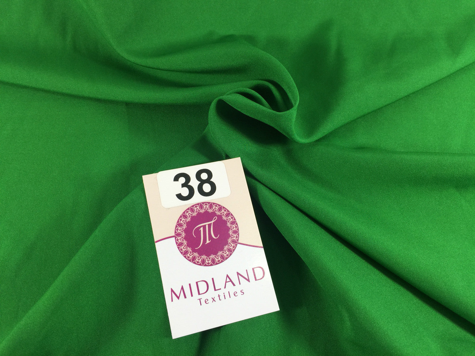 £2.99 Soft Lightweight Lining Fabric 36' Wide 100% Polyester M505