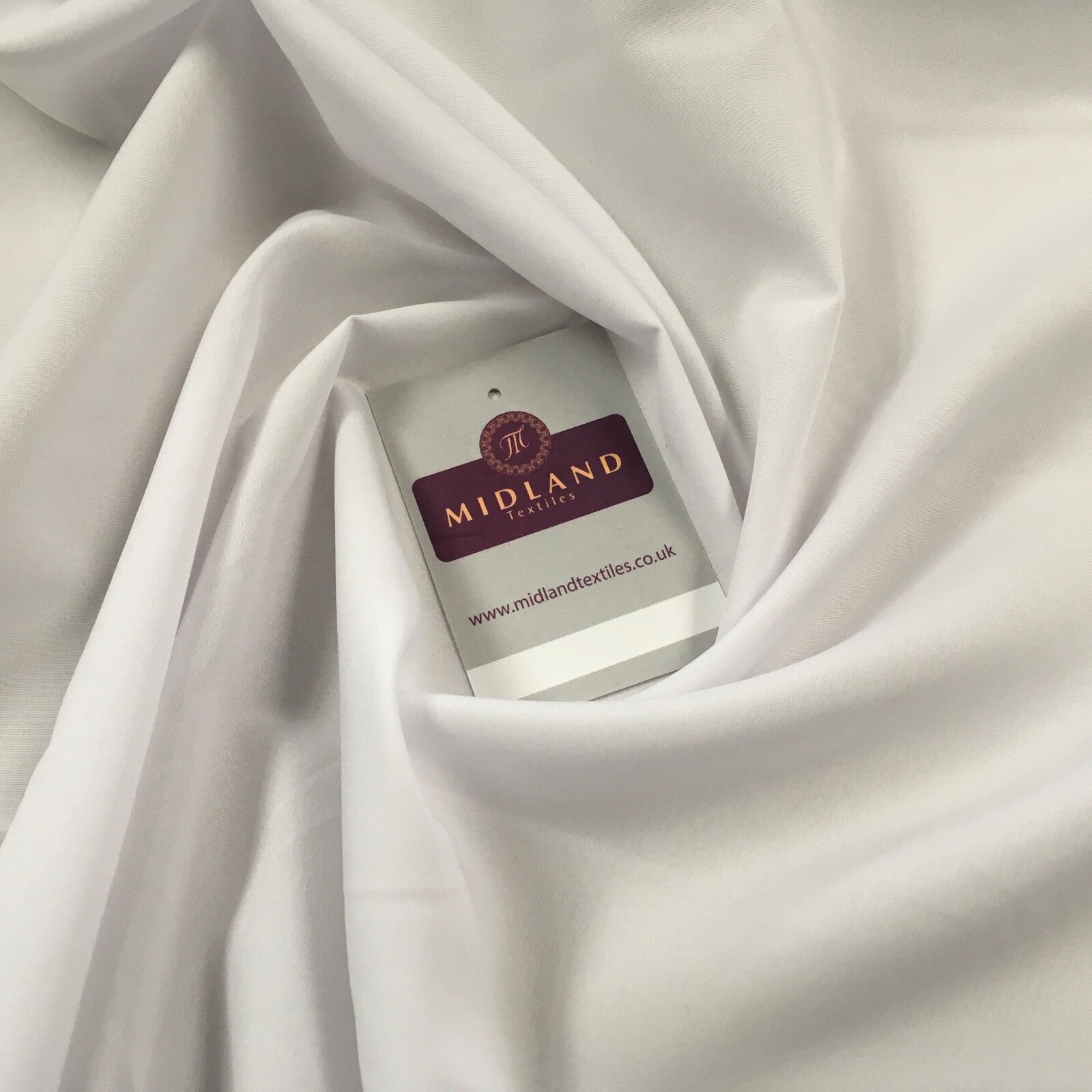 £2.99 Plain Soft Lightweight Lining 100% Polyester Fabric 100 cm Wide MR860