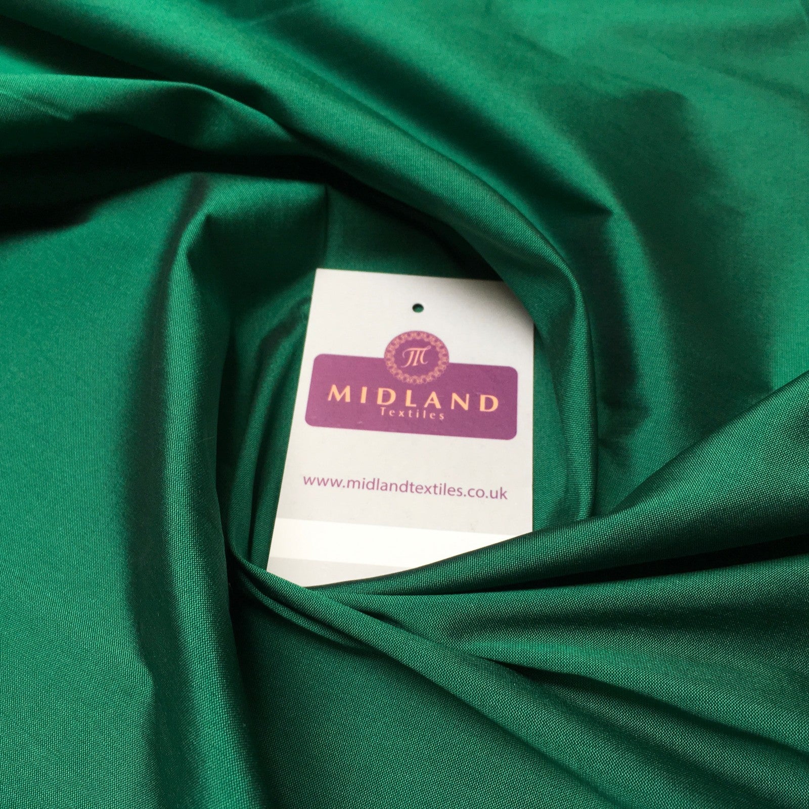 £6.50/m Plain Taffeta Faux Silk ideal for evening wear dress fabric 58' MK917