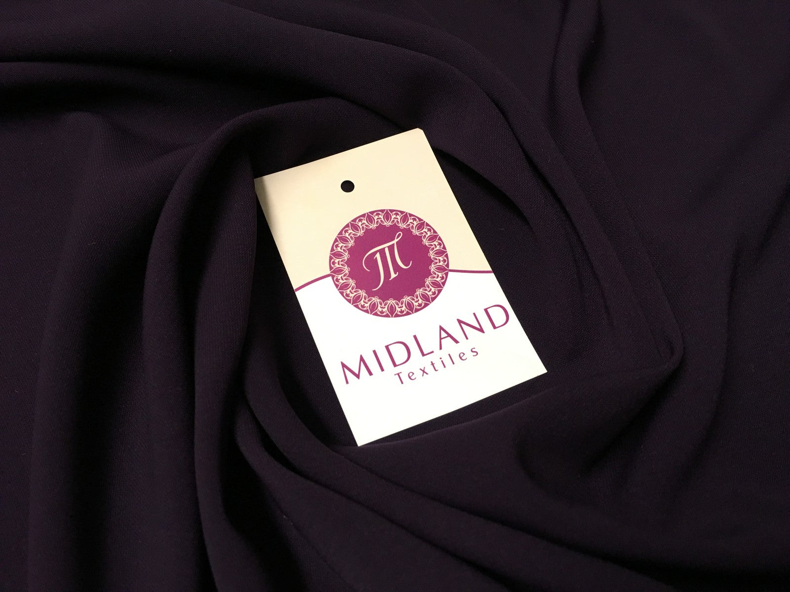 £5.99/m Soft Luxury Peach Crepe Dressmaking Fabric for Bridal M510