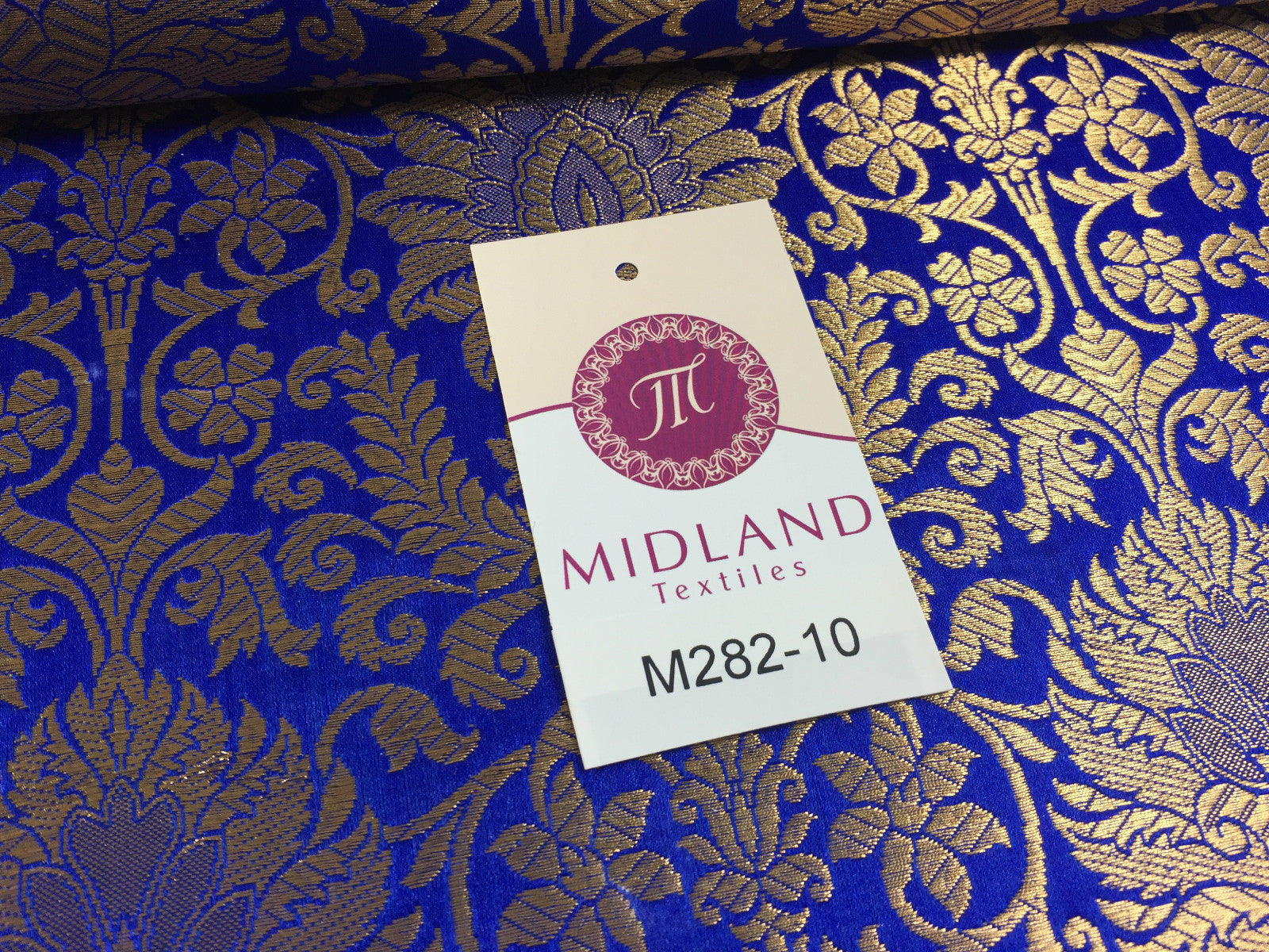 £14.99/m Gold Floral metallic Indian faux silk banarsi Brocade fabric 45'  M282