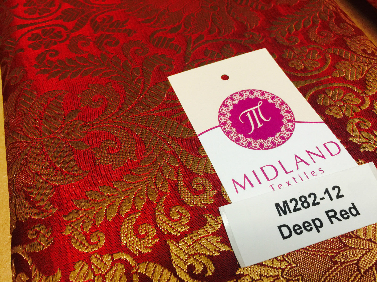 £14.99/m Gold Floral metallic Indian faux silk banarsi Brocade fabric 45'  M282