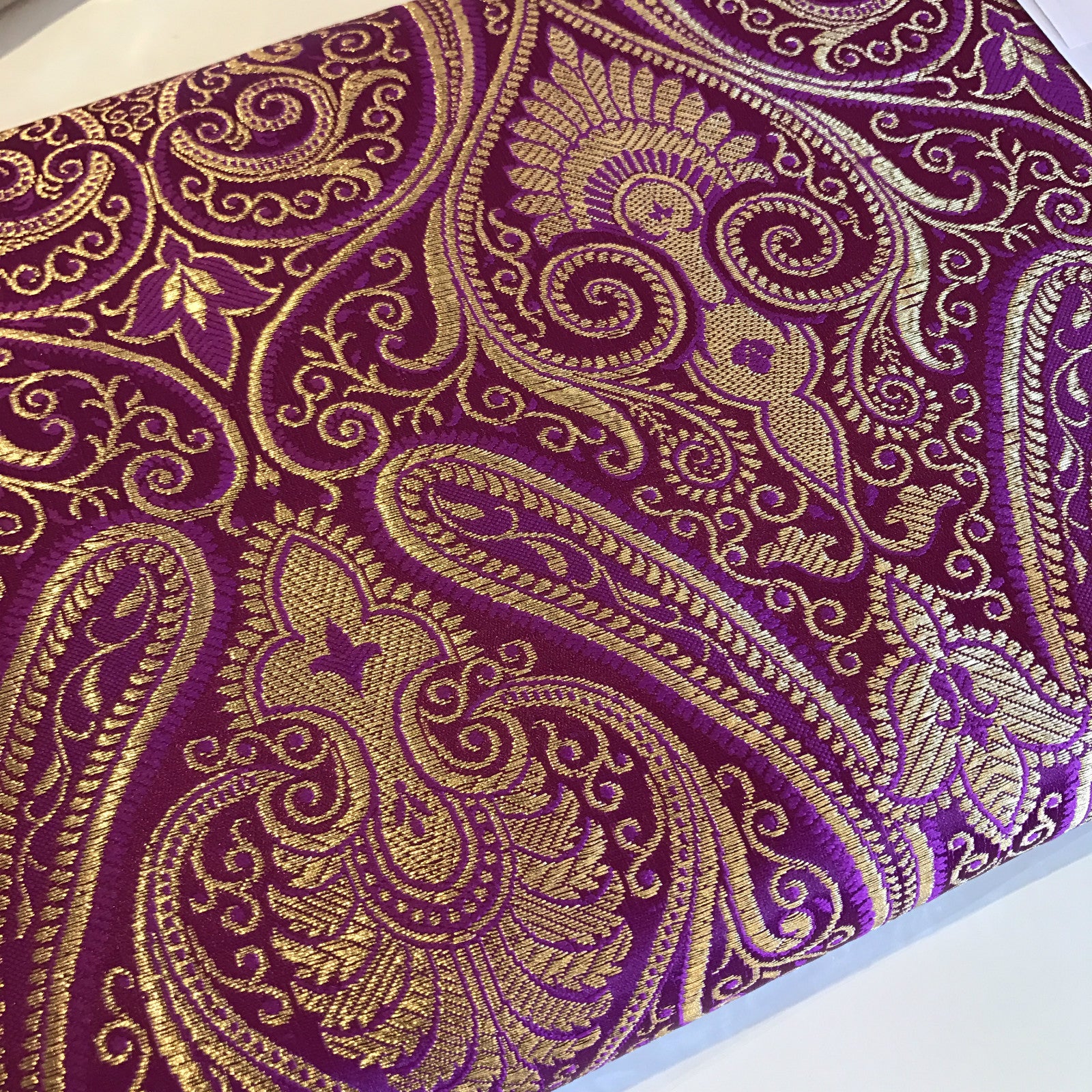 £14.99/m Luxury Gold Paisley Indian Banarsi Brocade Fabric M246 Metallic Bridal