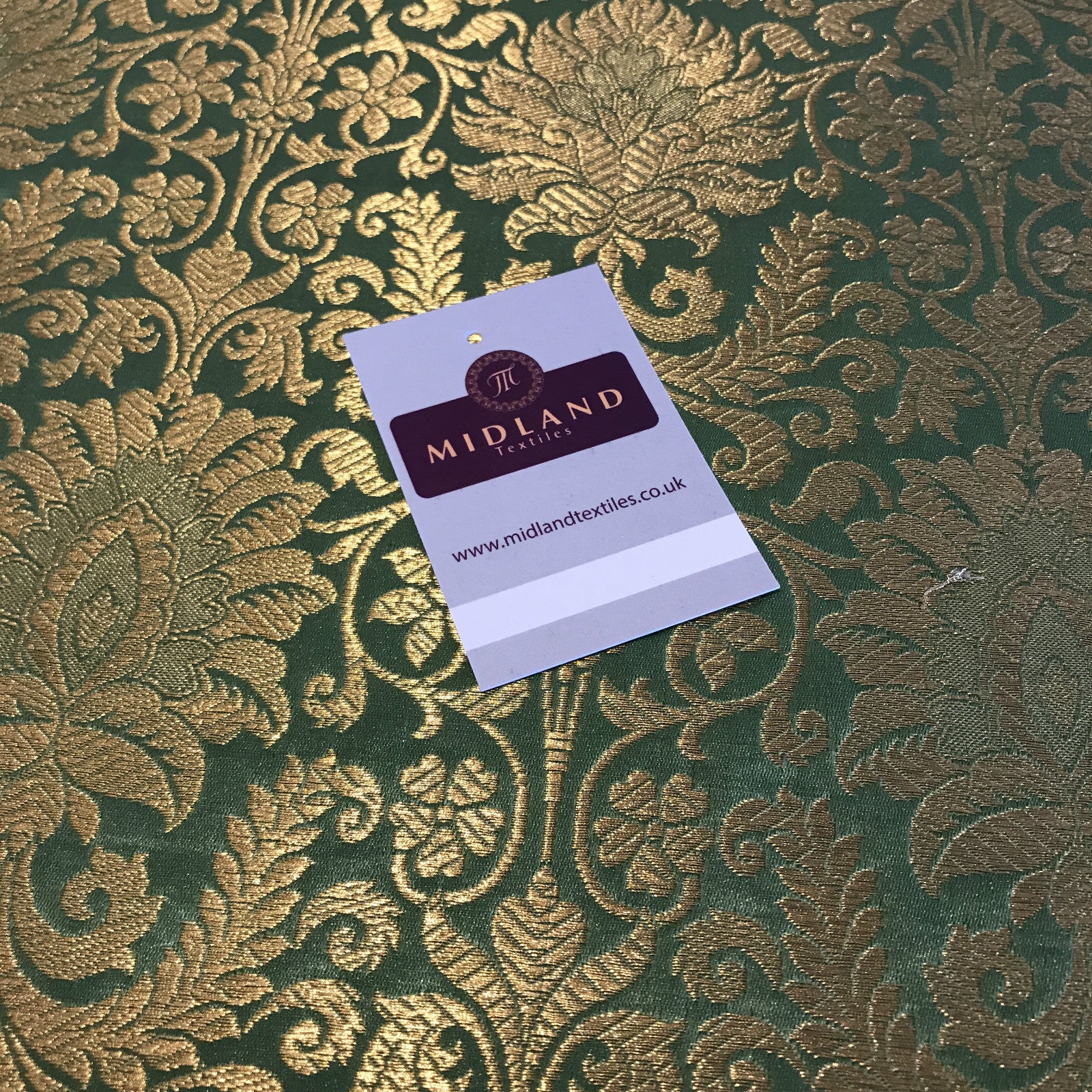 £15 Gold Floral metallic Indian faux silk banarsi Brocade fabric 45' M282