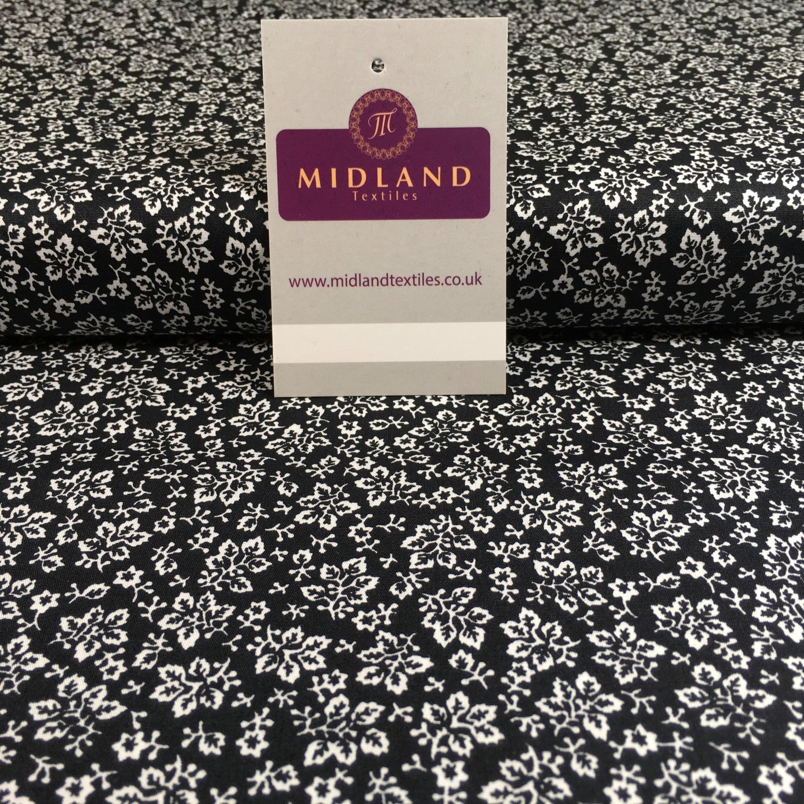 Black and White printed 100% Cotton Poplin Craft fabric 45' M733 Mtex