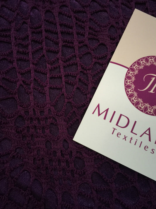 £4.99/m Floral paisley satin backed Bonded lace net 58" wide one way stretch M10