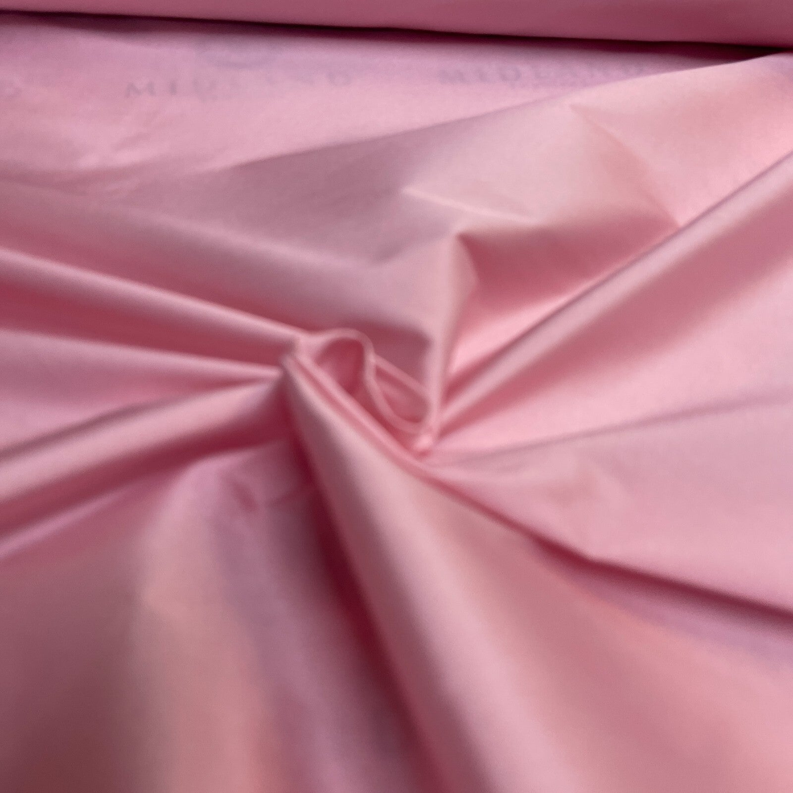 £6.50/m Plain Taffeta Faux Silk ideal for evening wear dress fabric 58' MK917