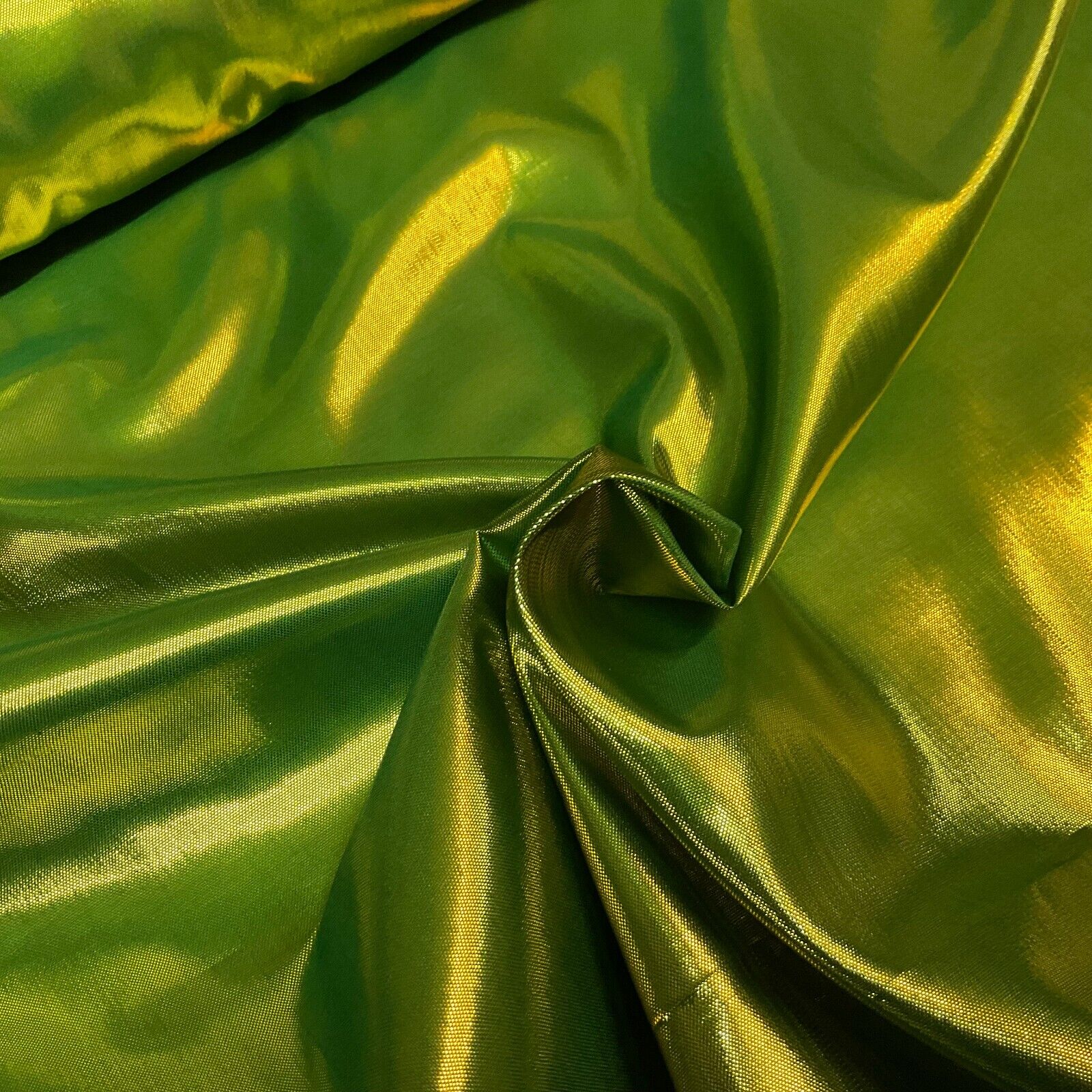 Metallic Lurex shiny foil lame fancy costume dress craft fabric M1669