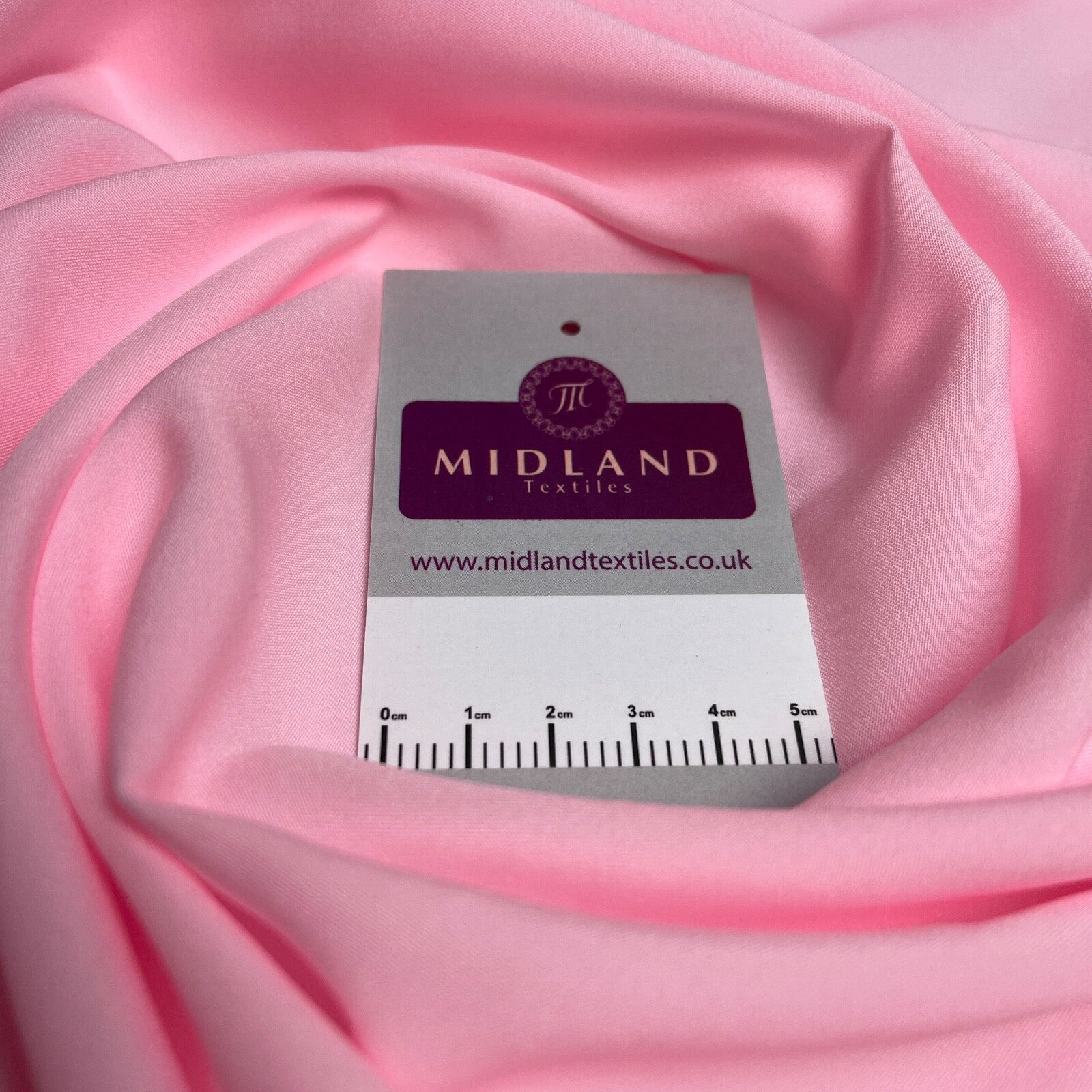 £2.99 Plain Soft Lightweight Lining 100% Polyester Fabric 100 cm Wide MR860