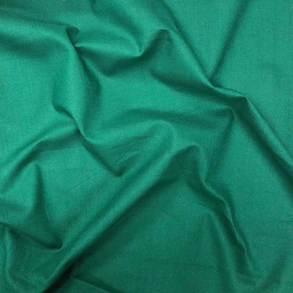 100% Cotton Fabric by The Metre 150cm Wide fabric M2066