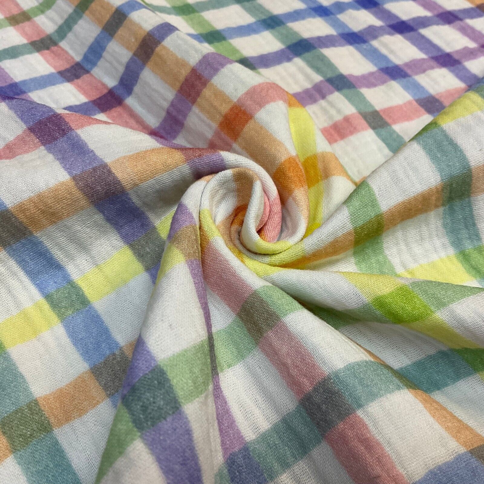 Printed Double gauze Fabric ideal for shirts, blouses Sold per Metre M1832