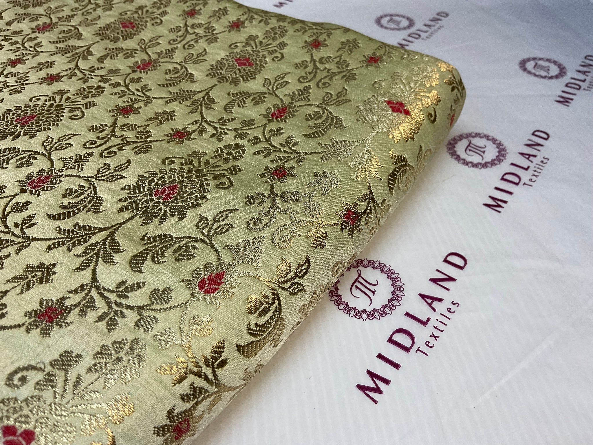 Indian Floral wedding Brocade Fabric ideal for waistcoats 114cm wide M1772