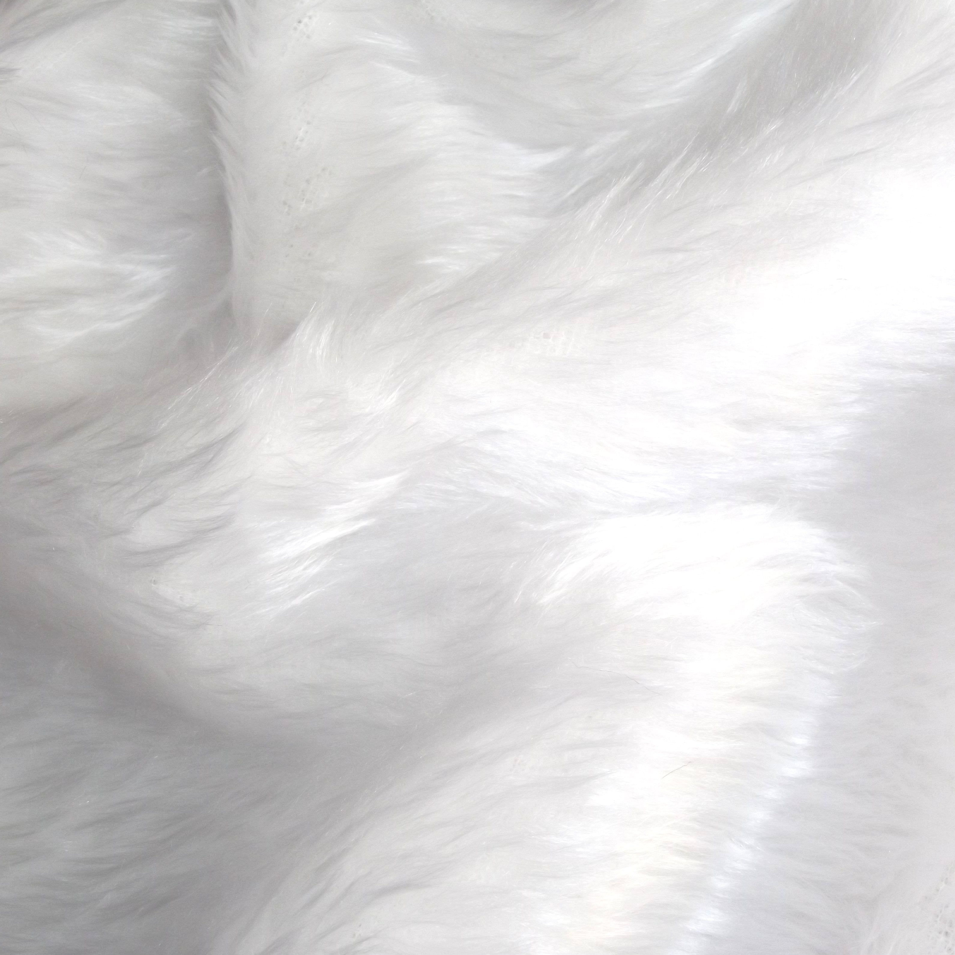 Plain Faux Fur 14 mm soft pile ideal for Clothing, throws Fabric 58' Wide MT930