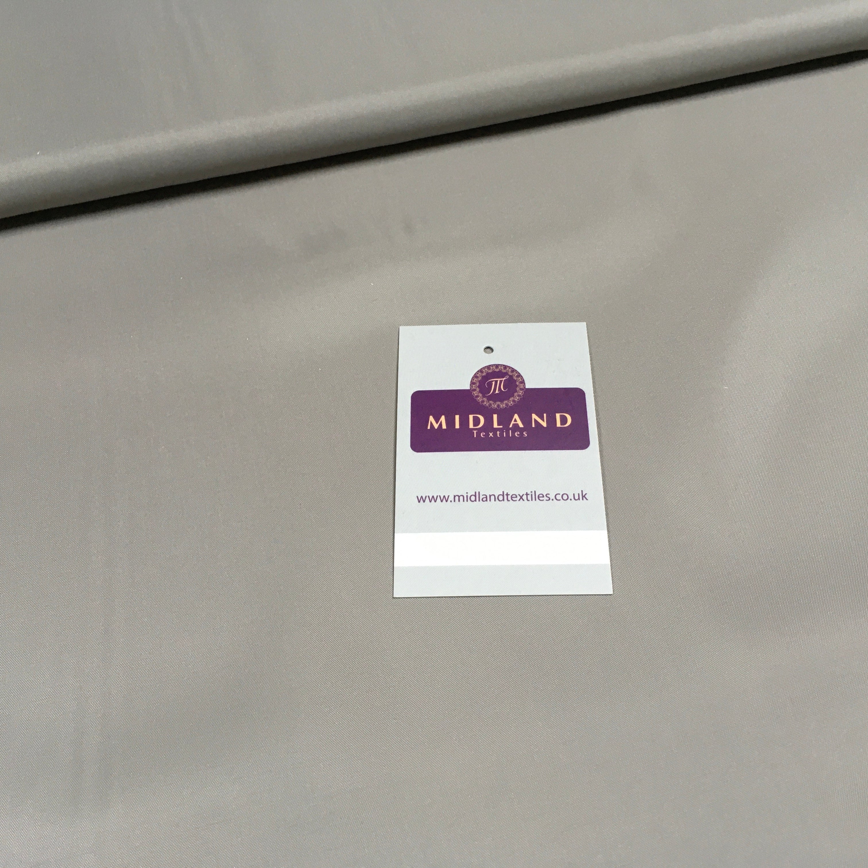 Anti-Static Dress Lining Fabric - 100% Polyester 158cm Wide M450