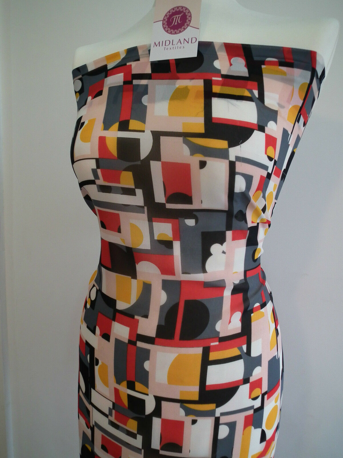 Geometric Print Georgette Fabric 58" wide per Metre M145-16 Dress Material Mtex