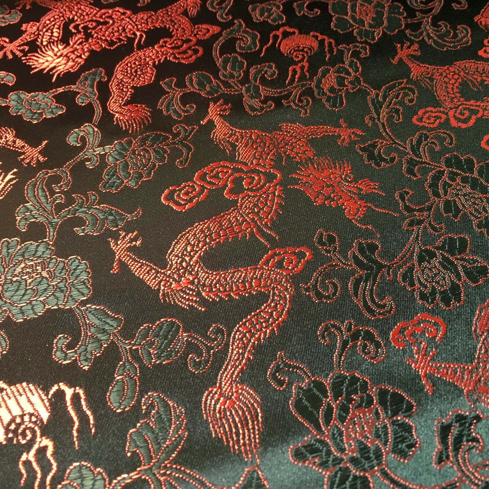 Chinese oriental Dragon Shanghai Brocade dress fabric 110 Cm wide MK1045 Mtex