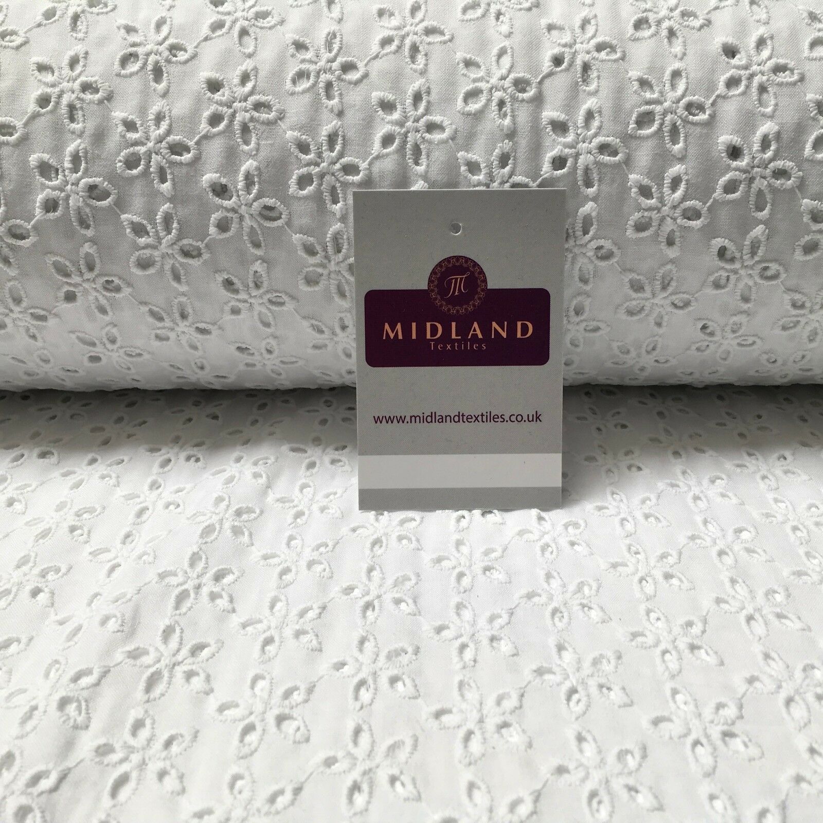Broderie Anglaise cotton eyelet lace Fabric 55' Wide M992