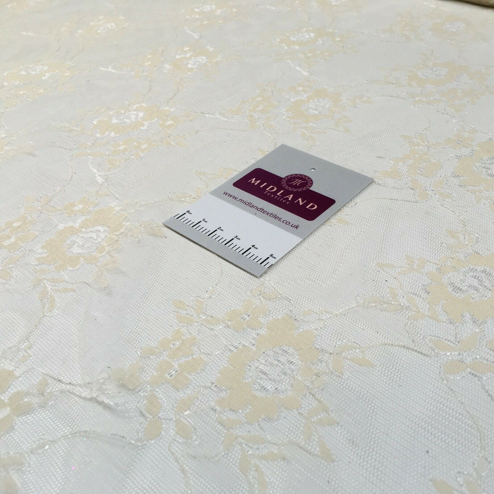 Cream Floral lace dress Fabric 150 cm M186-57 Mtex