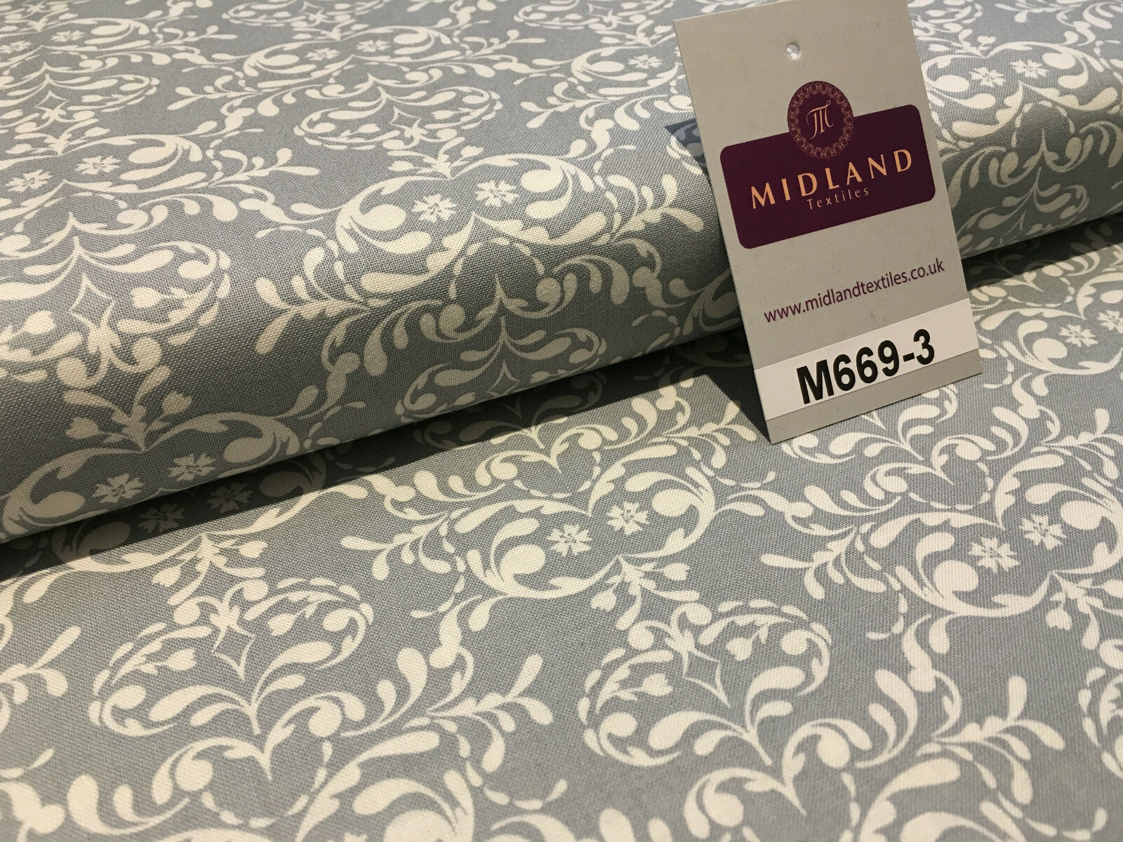 Blue William Morris inspired Butterfly and leaves 100% cotton fabric 45' M669