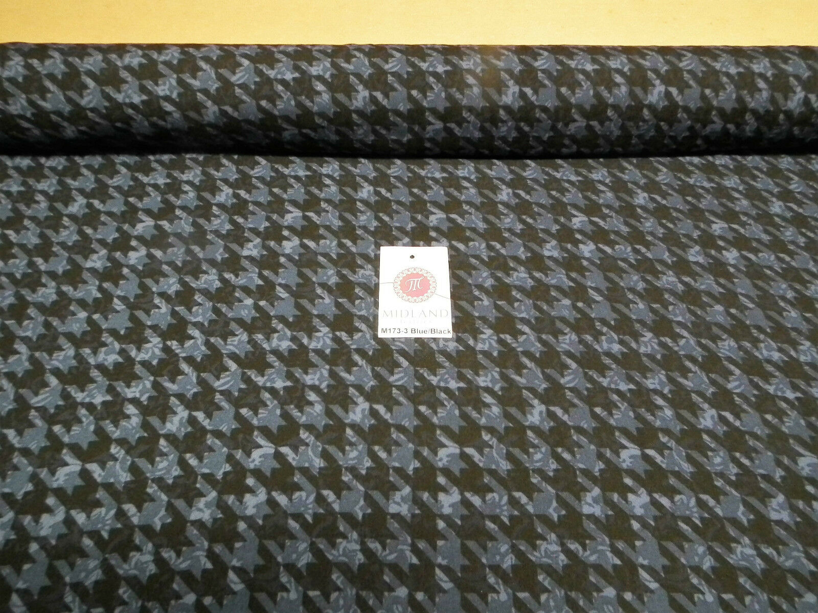Dogtooth houndstooth soft feel printed crepe de chine fabric 58' M173 Mtex
