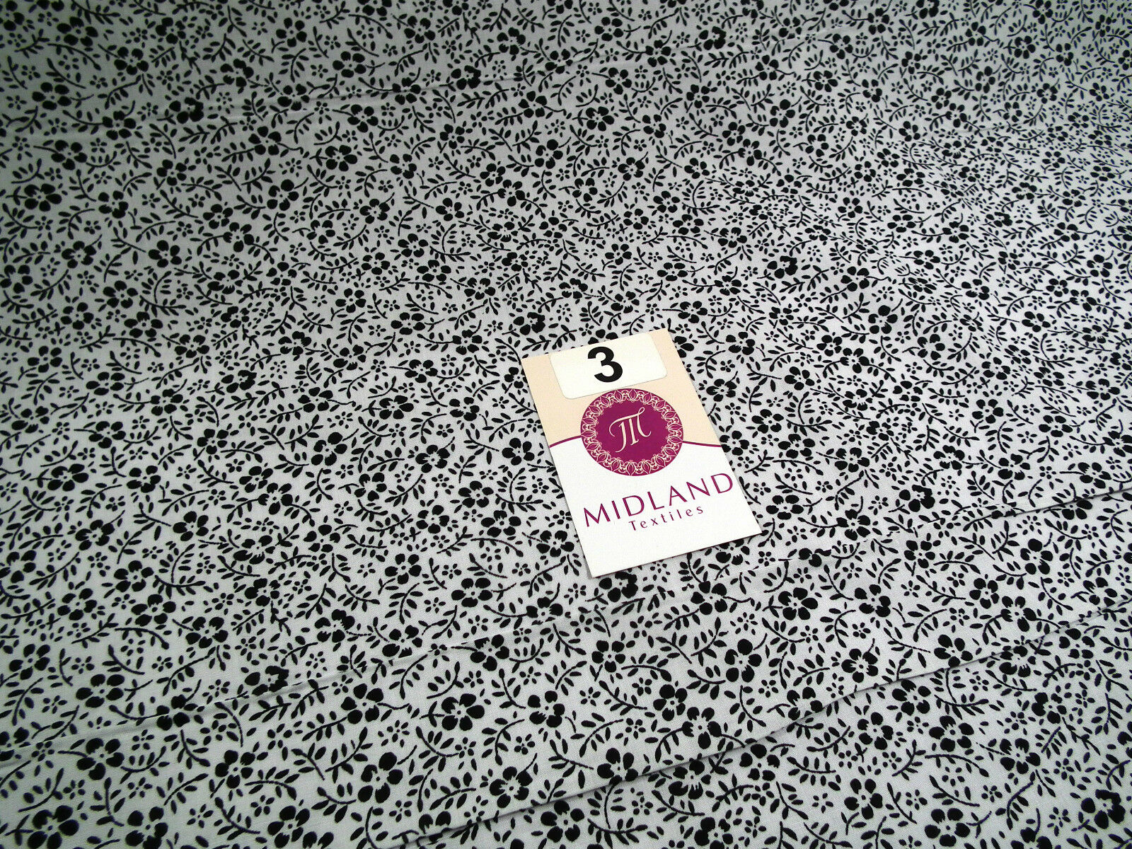 Floral Vintage flower leaves and stem print poly cotton 44' Wide M332 Mtex