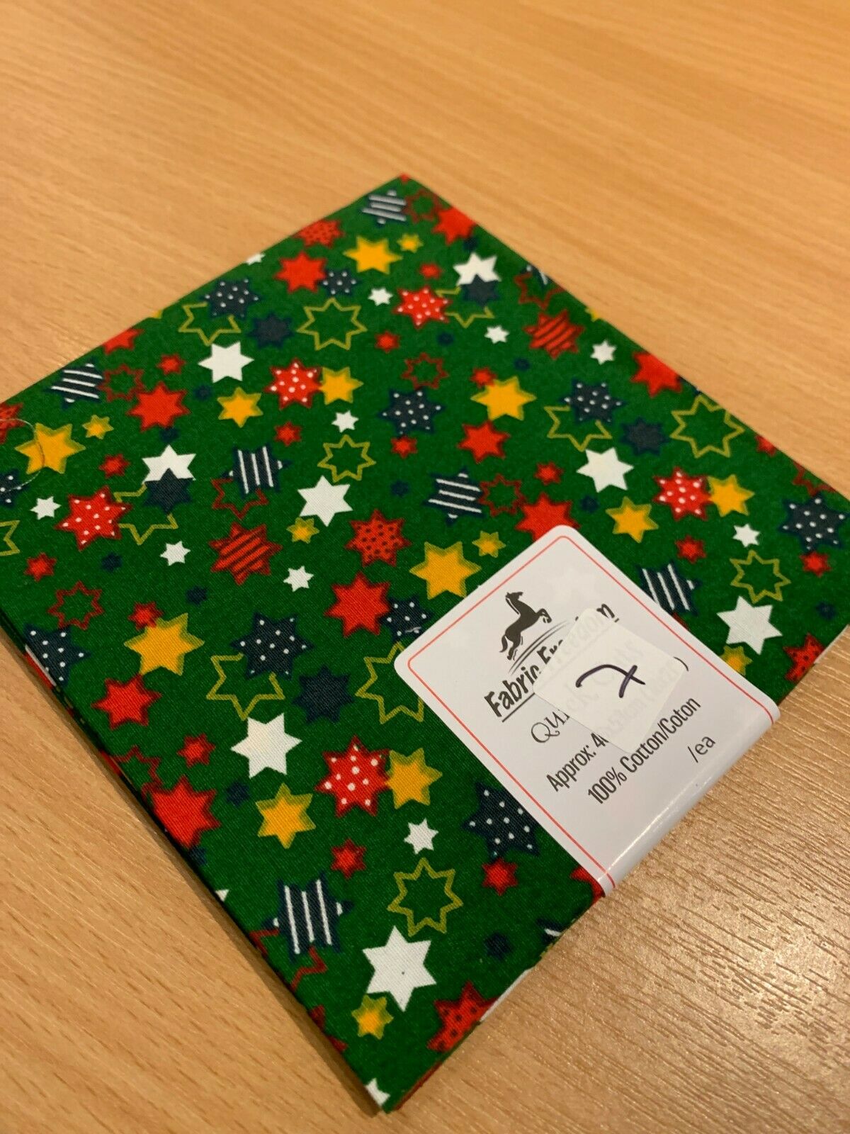 Christmas 100% Cotton pre-cut Fat quarters 46cm x 53cm craft Fabric MK1459