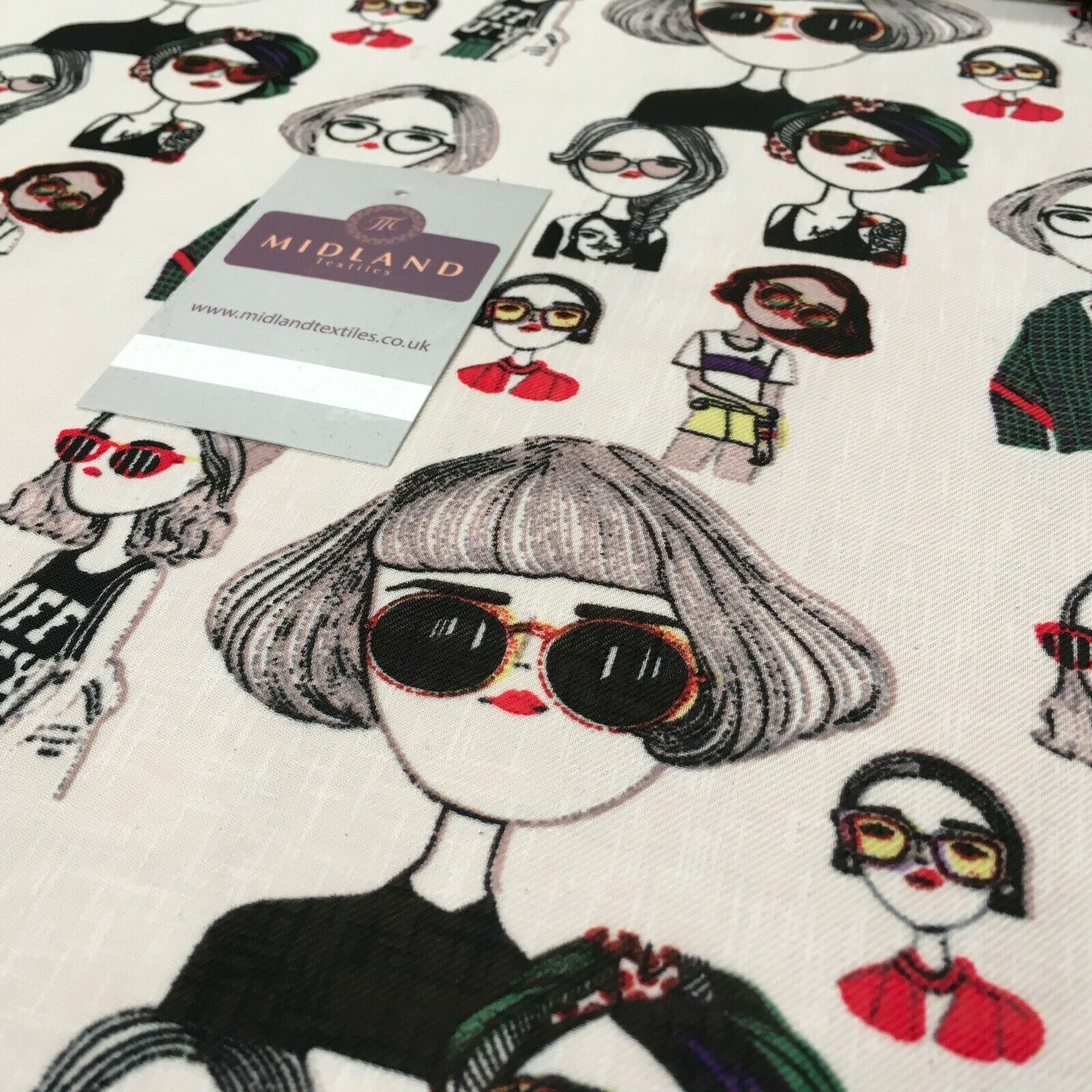 Character Illustration on White Georgette crepe Linen effect Fabric 150Cm MK1095