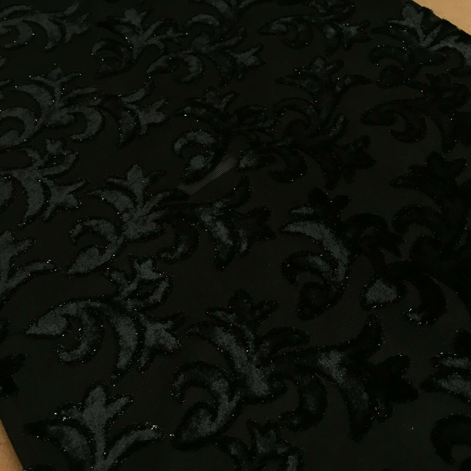 Floral Burnout Shimmer Velvet Embossed Lurex Nylon dress Fabric 140 cm MR1376