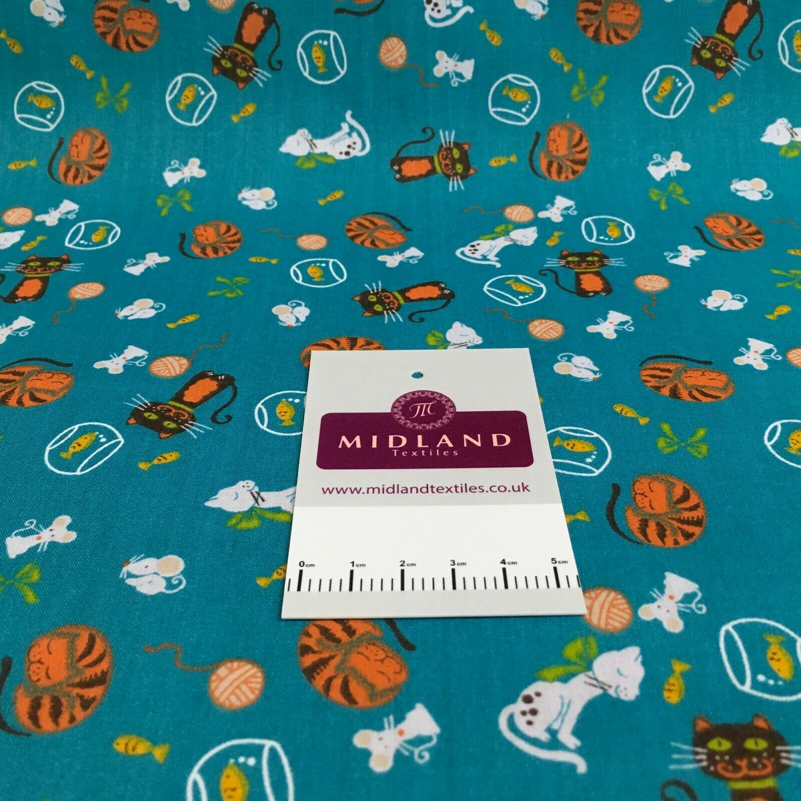 Cat and mouse poly cotton craft Fabric M1446 Mtex