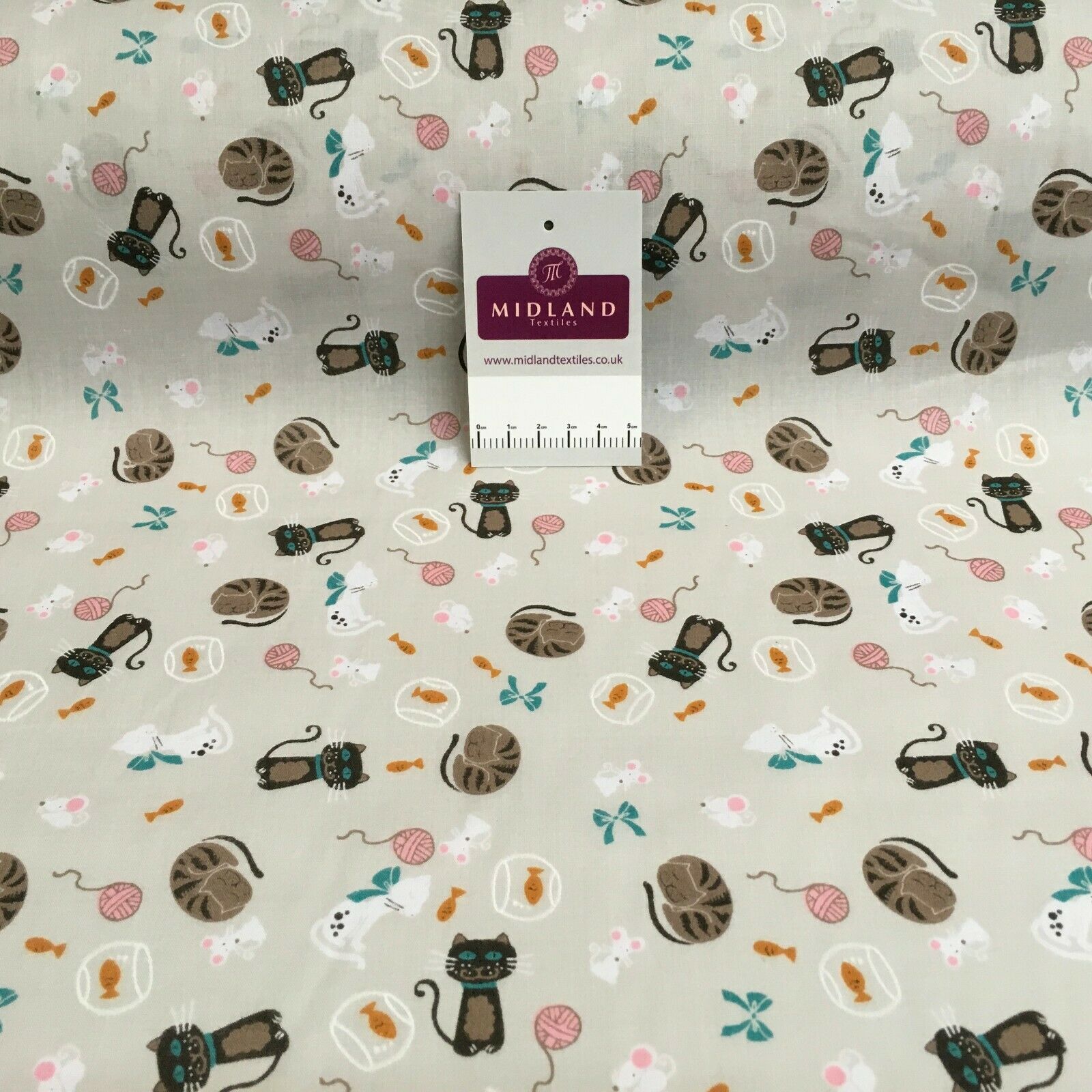 Cat and mouse poly cotton craft Fabric M1446 Mtex