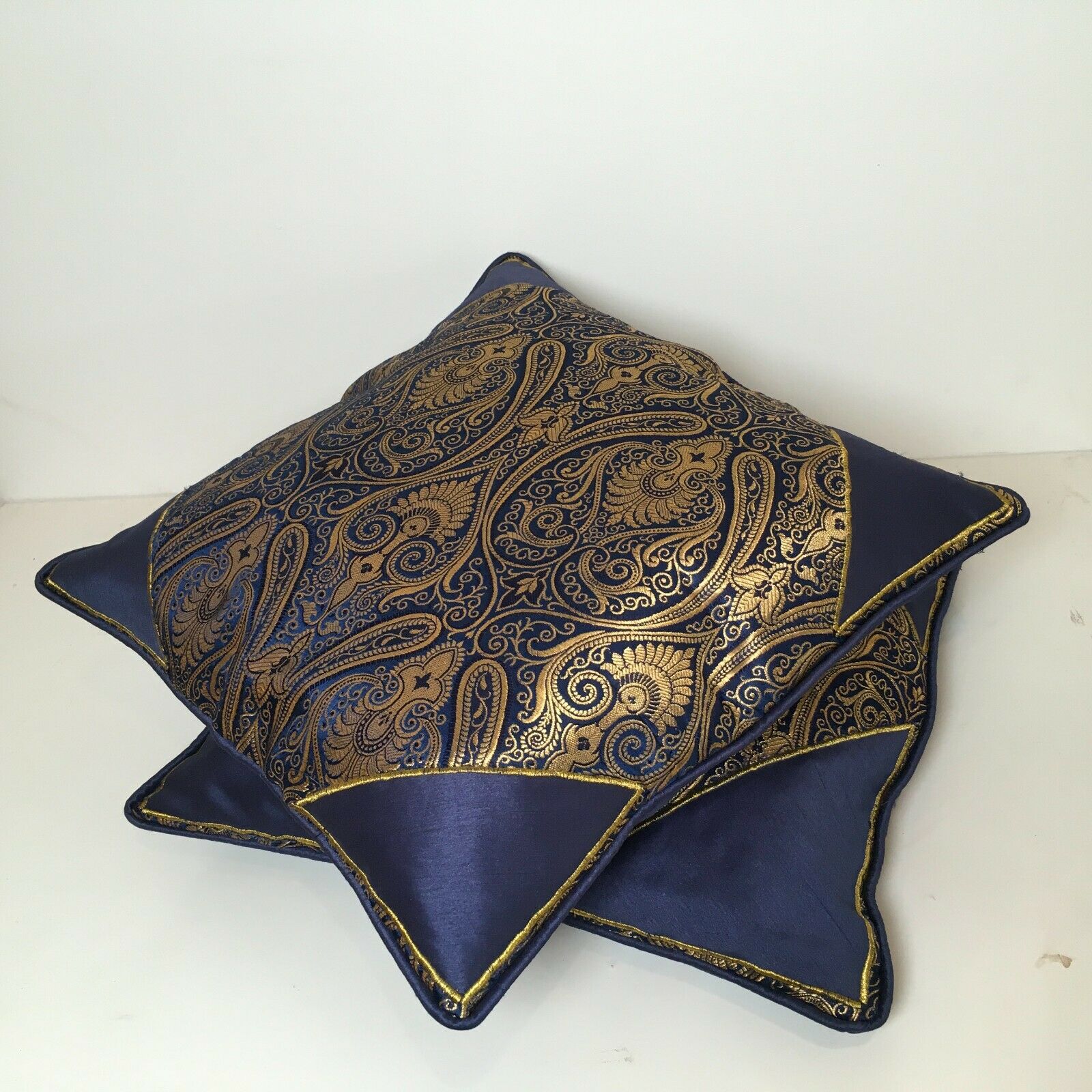 Navy Blue Indian Ornamental banarsi raw silk Cushion Cover Table Runner M1386