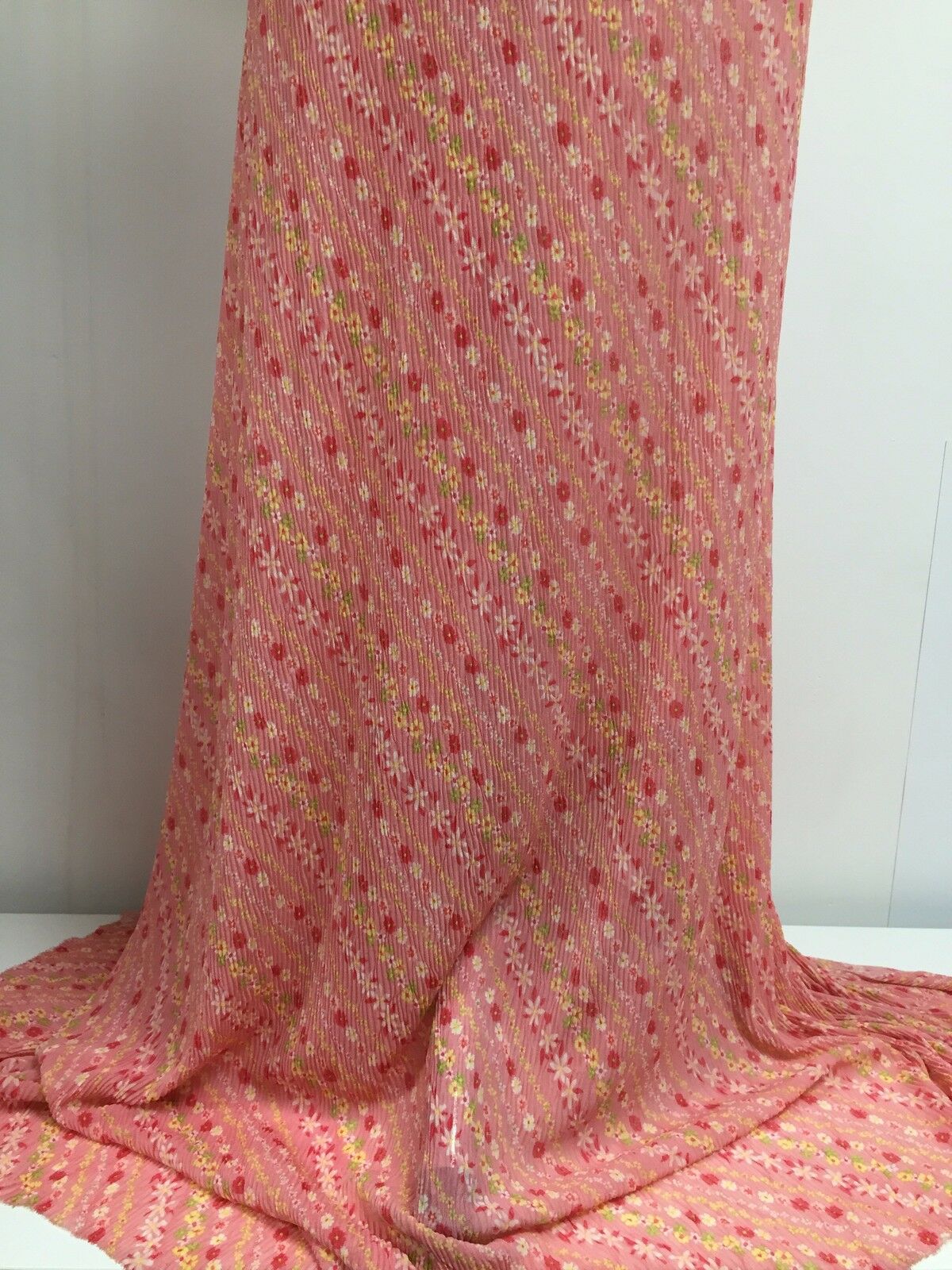 Pleated Daisy Flower Summer Stretch Georgette Fabric M161-13-14 Mtex